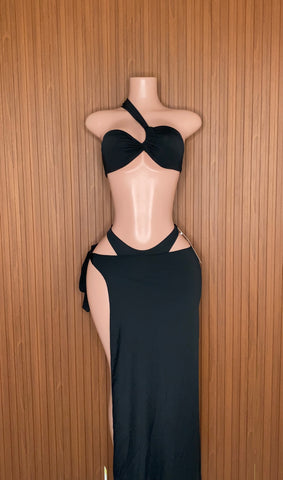 Maxine (black)