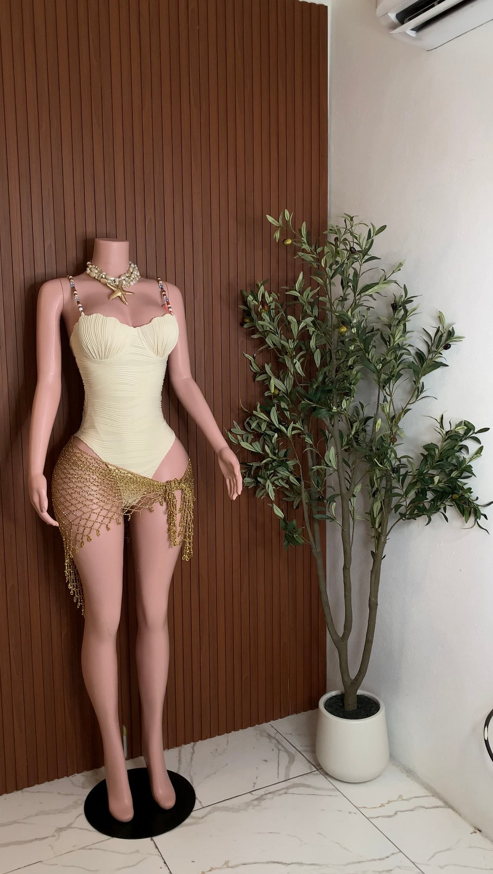 Byran (nude)