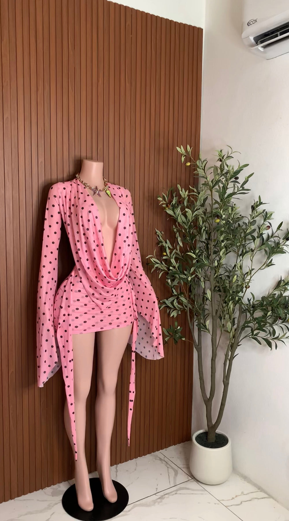 Hydra (polka) pink