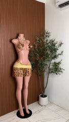 Mrs show out (gold)